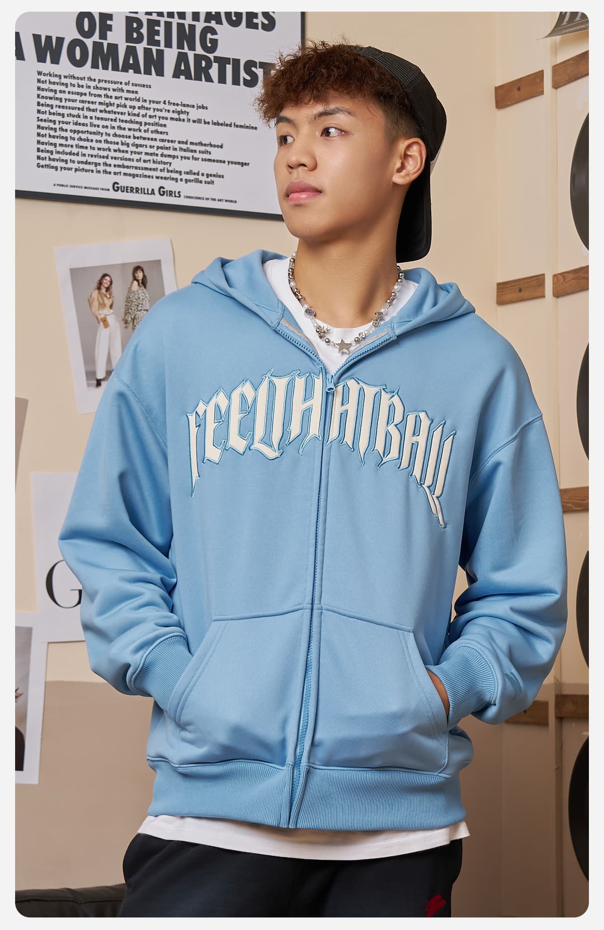 ストリート系ロゴプリントジップパーカー